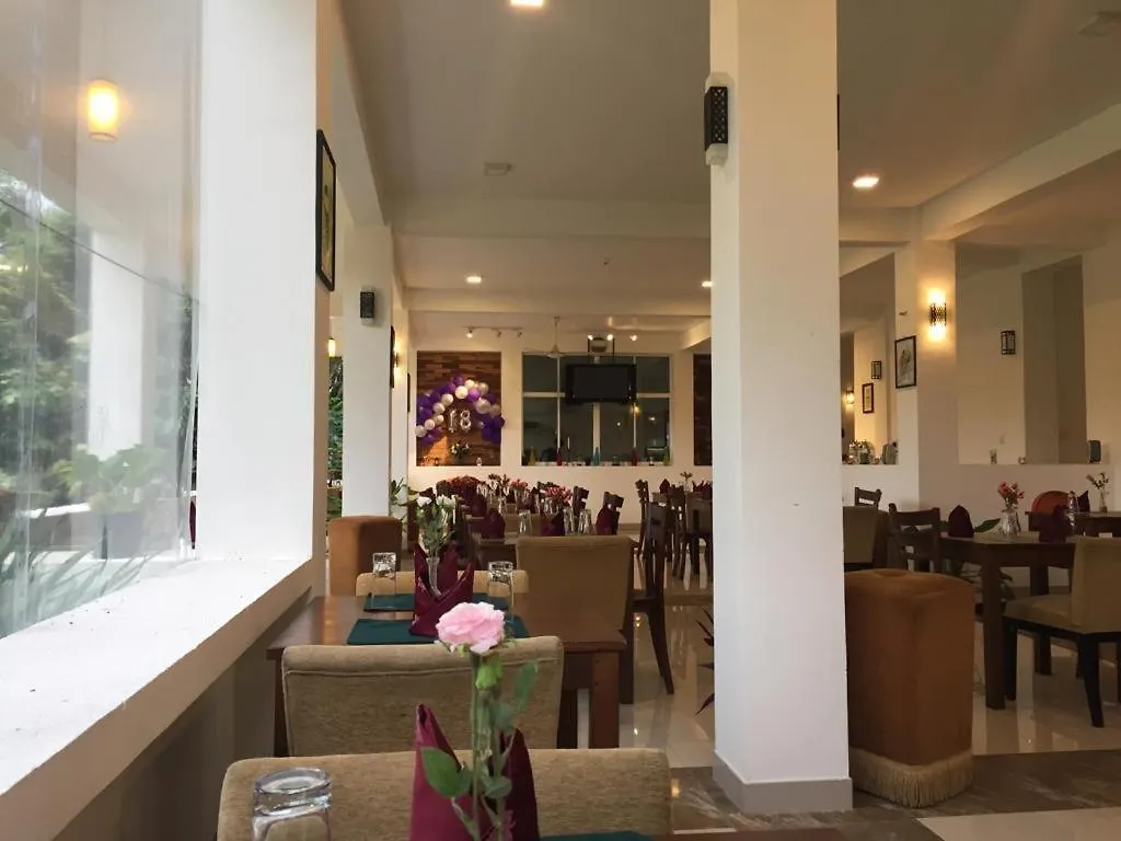 Kandy Rivers Edge Nature Resort